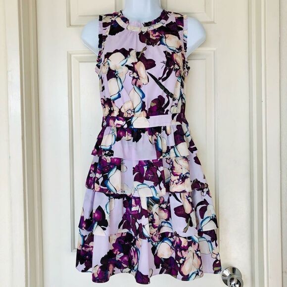 NWOT Banana Republic Sleeveless Lavender Floral Tier Dress - Picture 1 of 13